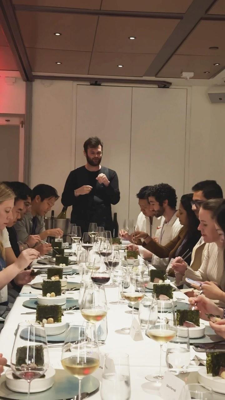 Reminiscing over our private founders dinner at a Korean fine dining restaurant 🌸 Founders who raised more than $10M or $10M+ ARR were in attendance. Link in bio for the next one!
Big thank you to our co-hosts Athena, Vouch, and Justworks!
#dinner #founders #startup #supermomos #tech #nyc